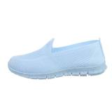 Hellblaue schnürsenkelfreie Turnschuhe image