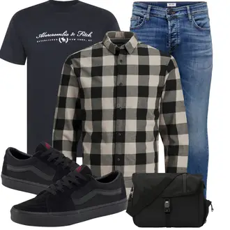 Gothic Outfit mit Schwarz Skateschuh/Sneaker Low/Canvas-Sneaker Vans "Outfit für den Frühling"Look: Uni, Skater, Gothic, Sportlich, Retro, Elegant, Classic, Streetwear, Ausgefallene