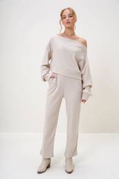 Trend Alaat Stili Women's Stone Interlock Fabric Madonna Collar Crop Sweat and Elastic Leg Trouser Set