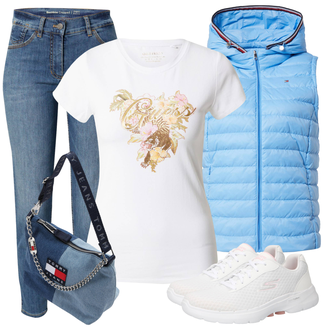 Outfit s Modrá/Světle modrá/Tmavě modrá Zimní bunda/Sportovní boty/Džíny Regular Fit/Zužující se Džíny/Navlékací džíny/Kotníková Bota/High Waist Džínové Kalhoty/Push up Džín/Džíny s Rozparkem/Capri Džíny/Kožené Boty/Dámské Džíny s Délkou 7/8/Slim Fit Džíny/Zkrácené Džíny GERRY WEBER "Jarní outfit"
