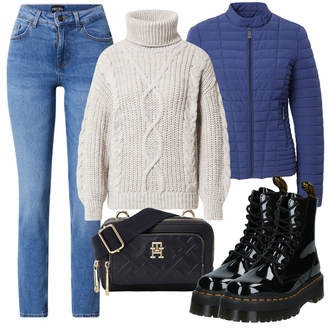 Jízda na koni Outfit s Modrá/Světle modrá Rovná Džína/Zimní bunda/Dad Džíny/Girlfriend Džíny/Kožená Pánská Bund/Zužující se Džíny/Zkrácené Džíny/Džíny Regular Fit/Mom Jean/Navlékací džíny/Vintage džíny/Boyfriend Džínové kalhoty/Sportovní boty/Formální Košile/Dámské Džíny s Délkou 7/8/High Waist Džínové Kalhoty Pieces "Podzimní Outfit"Look: Jízda na koni, Volný čas, Na Procházku, Apres ski