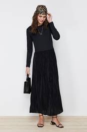 Black Skirt Pleated Knitted Dress