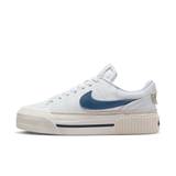 Damenbekleidung Classic Nike Sportswear image