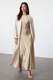 Beige Glitter Detailed Woven Cap & Abaya & Abaya