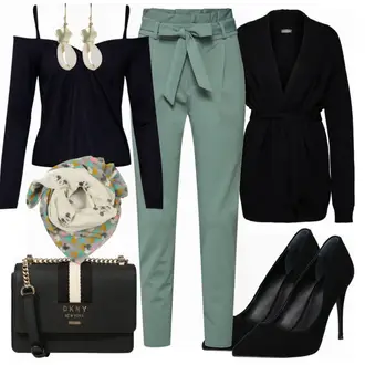Outfit mit Schwarz High Heel Guess "ABOUT YOU"