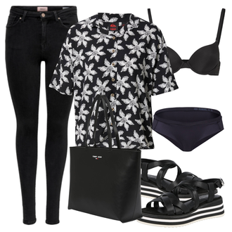 Outfit mit Schwarz Kurzarmbluse Quiksilver "Schöner Sommer Look"