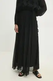 Krilo rna barva