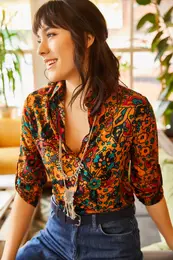 Women's shirt