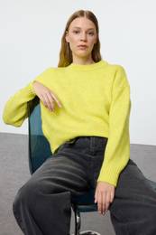 Lime Wide Pattern Soft Texture Basic Knitwear Sweater
