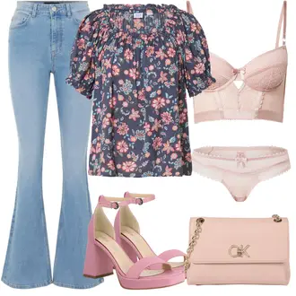 High waist Outfit mit Fliederfarben/Hellblau T-Shirt/Jeans mit Schlitz/Schlaghose Jeans Pieces "Perfekt für den sommer"