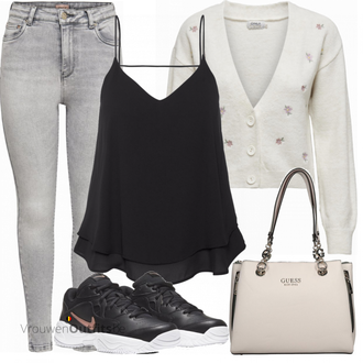 Outfit met blauw Sneaker Nike "Modieuze lente outfit"