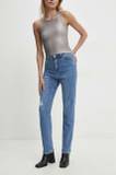 Oprijete mom jeans image