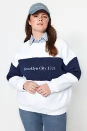 Curve White Thick Polar Fleece Embroidered Detailed Knit Plus Size Sweatshirt