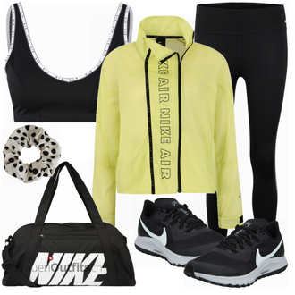 Sport Outfits mit Blau Nike, Blau Nike, Beige Nike "Cooler Look für den Sport"
