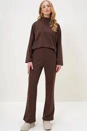 Trend Alaat Stili Women's Brown Stand Collar Snap Blouse and Trouser Set