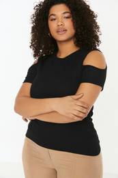 Curve Black Knitted Cut-Out Detailed Knitted Blouse
