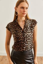 Women's Stone Leopard V-Neck 4-Button Viscose Blouse