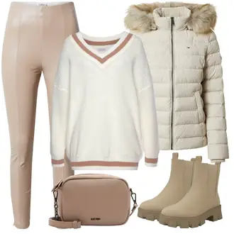 Outfit Inspo Schule mit Beige/Braun/Khaki Chelsea Boot/Lederjacke/Flache Stiefelette/Gummistiefelette About You "Outfit Inspo für Damen"Look: Konzert, Schule