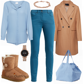 Outfit mit Braun Stiefel UGG "Manuela"