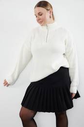 Curve Ecru Zipper Closure Knitwear Sweater