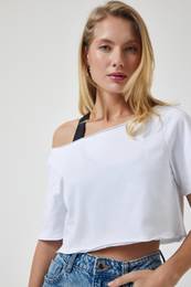 Women's White Boat Neck Basic Crop Knitted T-Shirt