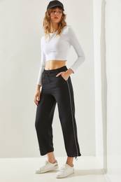Women's Sweatpants with Elastic Tie on Waist and Legs, Side Stripes and Pockets