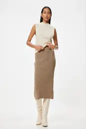 Standard Waist Midi Knitted Pencil Skirt