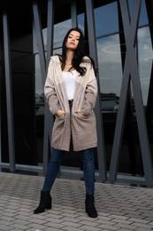 Woman's Cardigan Avami