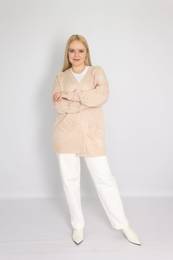 Woman's Cardigan 3021