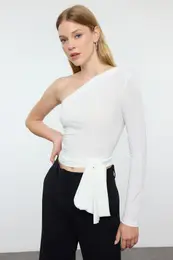 Ecru Slim Tie Detailed Single Sleeve Crop Stretchy Knitted Blouse