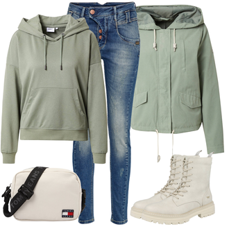 Stiefel Outfits Plateau mit Grau Mustang "Outfit für den Winter"