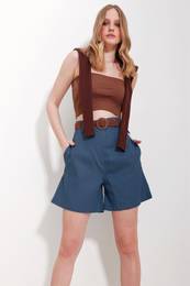 Trend Alaat Stili Woman's Dark Blue Straw Weave Strap Gabardine Shorts