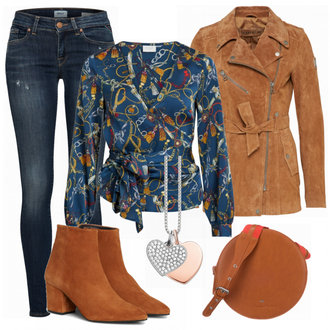 Outfit mit Weiß Freaky Nation "Vila bluse"