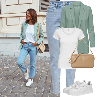Carina Outfit sa Bijela/Bež Tenisica s platformom Puma "Savršen za proljeće"