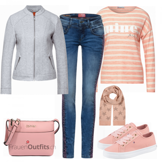 Outfit mit Rosa/Beige/Blau Sneaker Tommy Hilfiger "Leichtes Outfit"