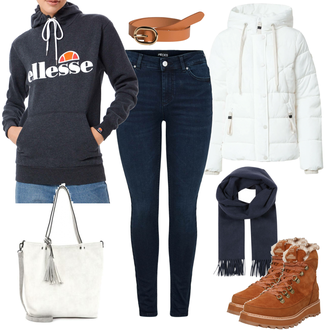 Outfit mit Schwarz Ellesse "Bequemes Alltagsoutfit"