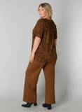 Bruine casual tops image