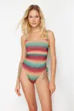 Črtast Oblikovanje Tankini za dame image