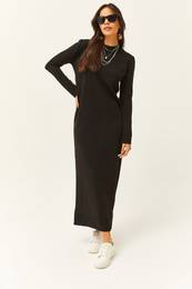 Women's Black Crew Neck Long Knitwear Dress