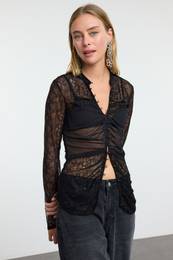 Black Unlined Lace Knitted Blouse