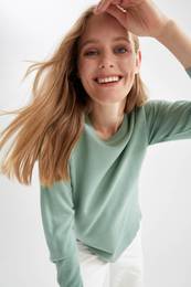 Relax Fit Crew Neck Knitwear Sweater I6913az22wn