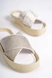 Women's sliders