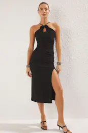 Black Accessory Rose Detail Bodycone/Fits Body Stretch Knit Midi Dress