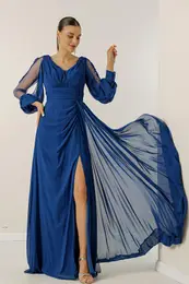 Sayg V-vrat dolga veerna obleka Chiffon z draping in podloenimi rokavi.