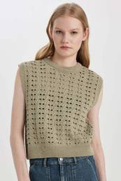 Relax Fit Crew Neck Crochet Sweater