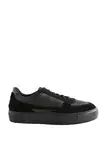 Schwarze Sneaker Low image