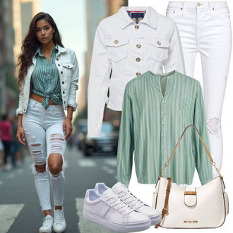 Outfiti Desetletij Športno mit Bela/Krem Superge Nizka/Platnena superga/Ozka superga/Usnjene superge/Plato-Sneaker Hugo "Lepa pomladna obleka"Look: Stil, Unisex, Športno, Lepo, Lak, Lev, Skater, Priložnostne, Retro, Modna, Klasična, Goa