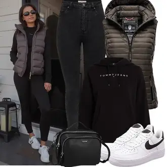 Kurz Outfit mit Blau/Weiß Sneaker Skateschuh/Vintage Sneaker/Sneaker Low Nike "Perfekt für die Freizeit"