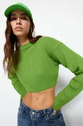 Pistachio Green Super Crop osnovni pulover za pletenine