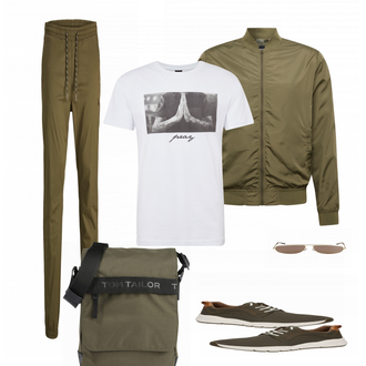 Outfit mit Grau Sneaker/Leder Sneaker Camel Active "Street Style Outfit"